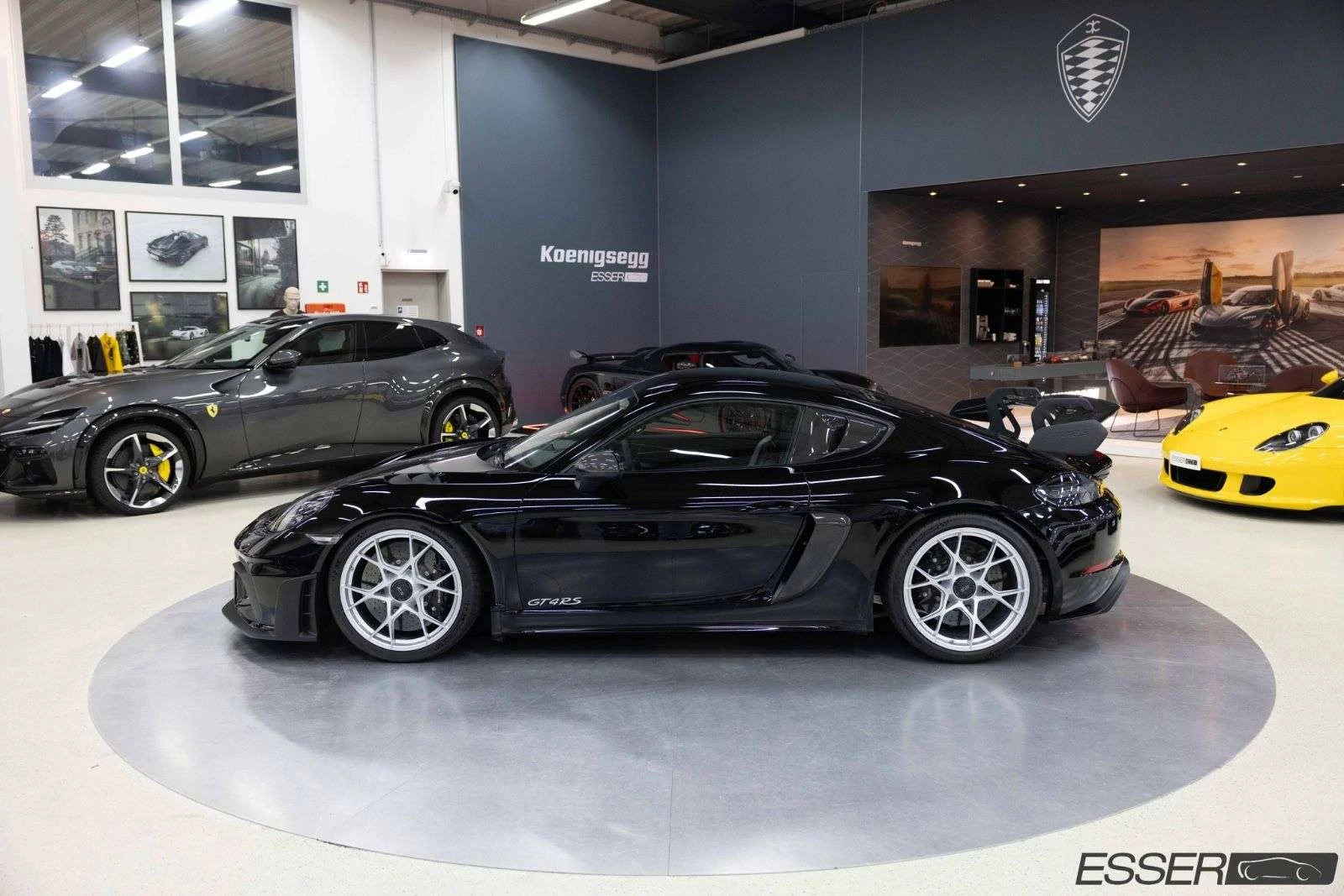 Porsche 718 Cayman GT4 RS Weissach, 6/10