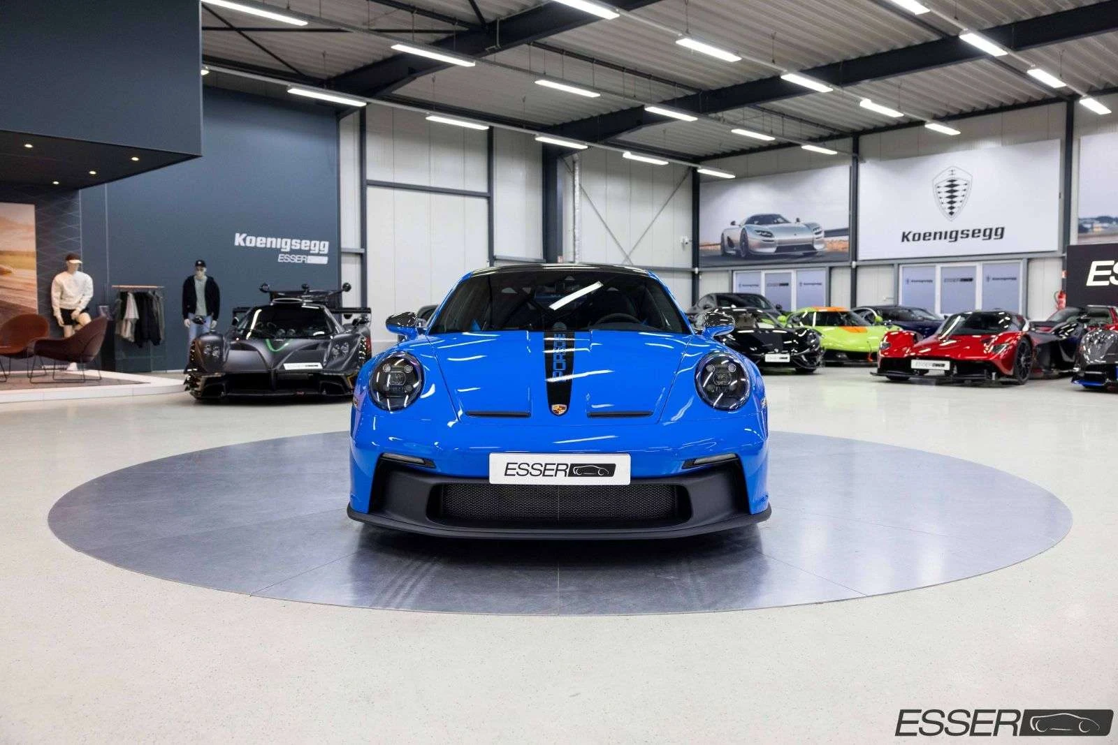 Porsche 911 GT3 (992), 3/10