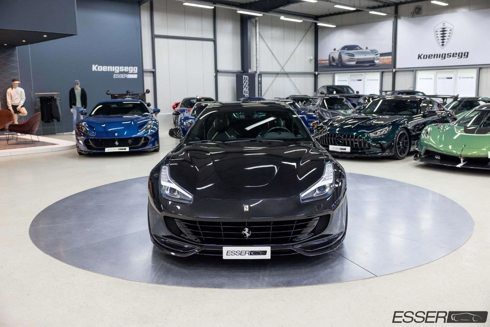 Ferrari GTC4Lusso T NOVITEC, 2/10