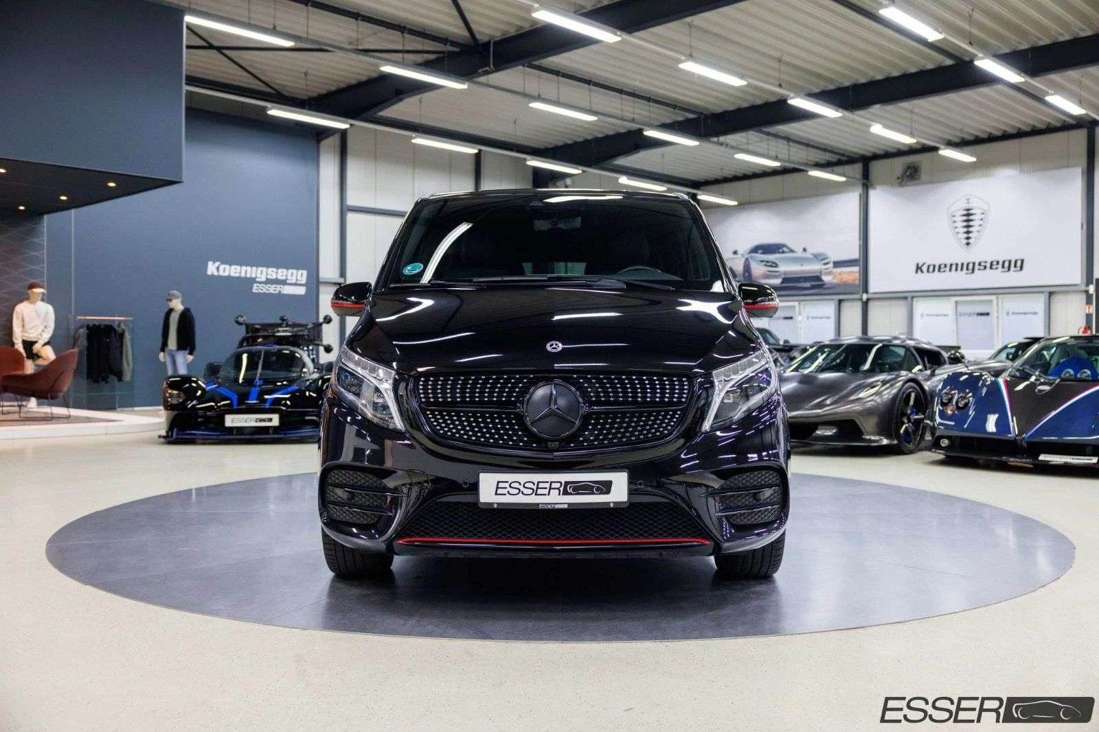 Mercedes-Benz V 300 d 4MATIC AMG Line, 3/10