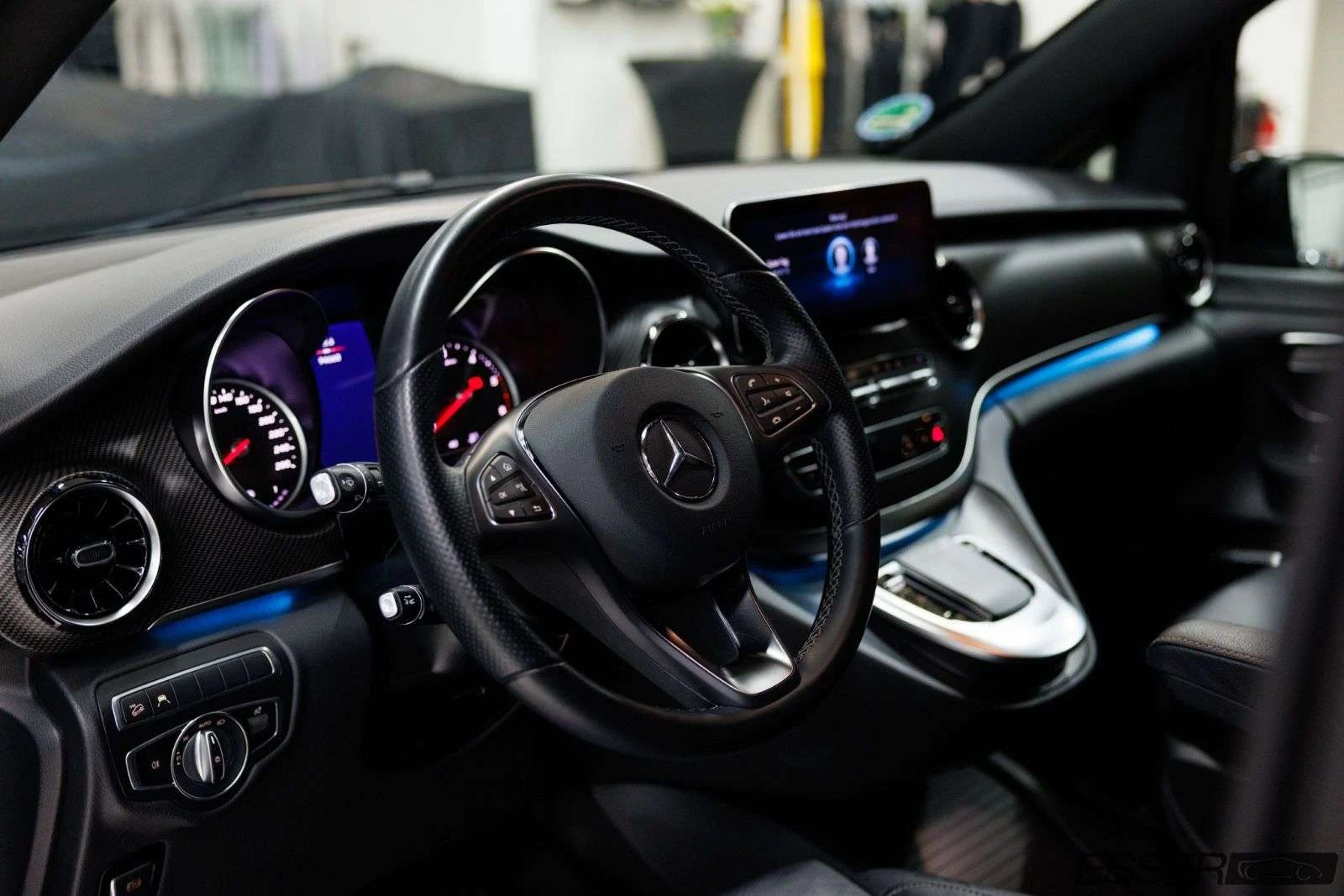 Mercedes-Benz V 300 d 4MATIC AMG Line, 8/10