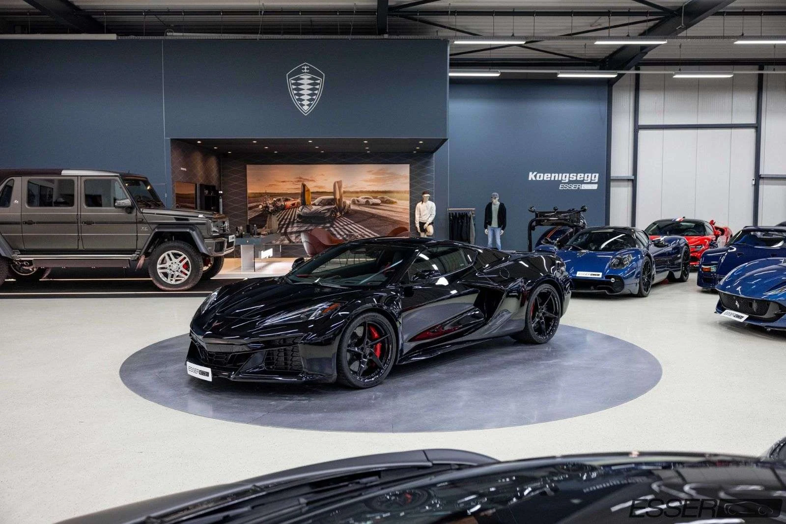 Chevrolet Corvette C8 E-Ray, 4/10