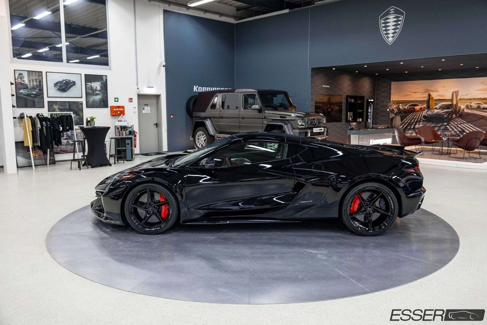 Chevrolet Corvette C8 E-Ray, 6/10