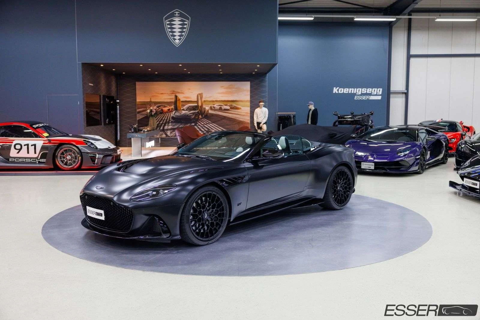 Aston Martin DBS 770 Ultimate Volante, 4/10