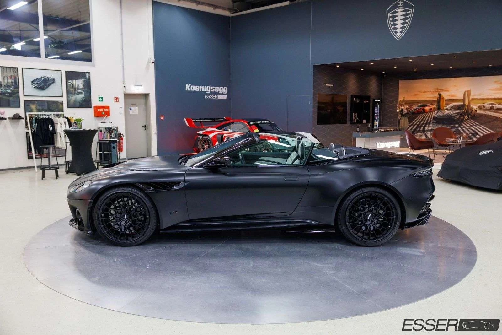 Aston Martin DBS 770 Ultimate Volante, 6/10