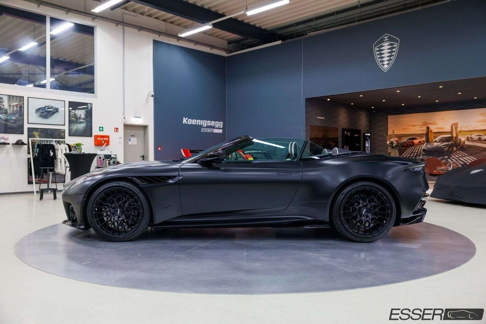 Aston Martin DBS 770 Ultimate Volante, 7/10
