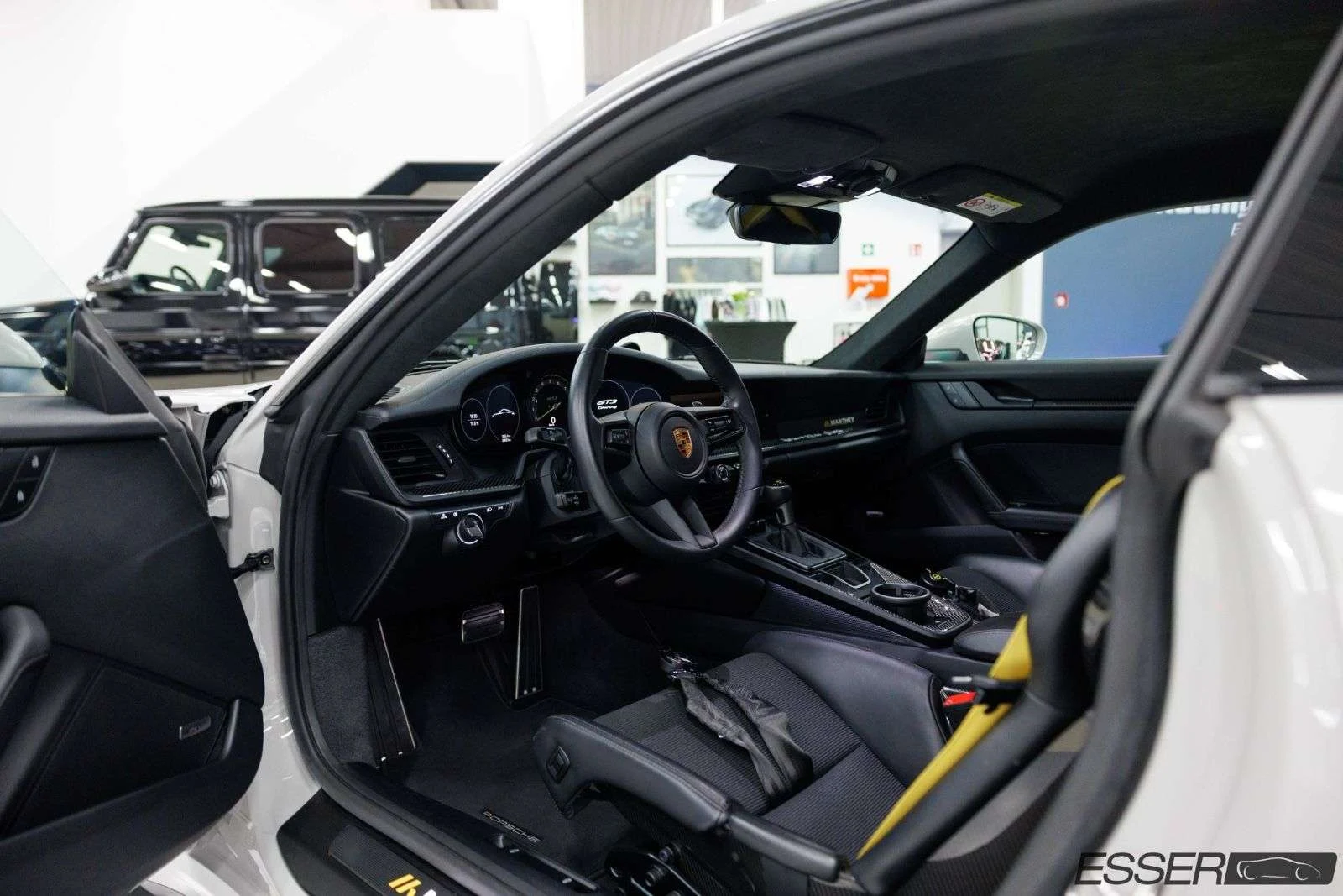 Porsche 911 GT3 Touring Manthey (992), 9/10