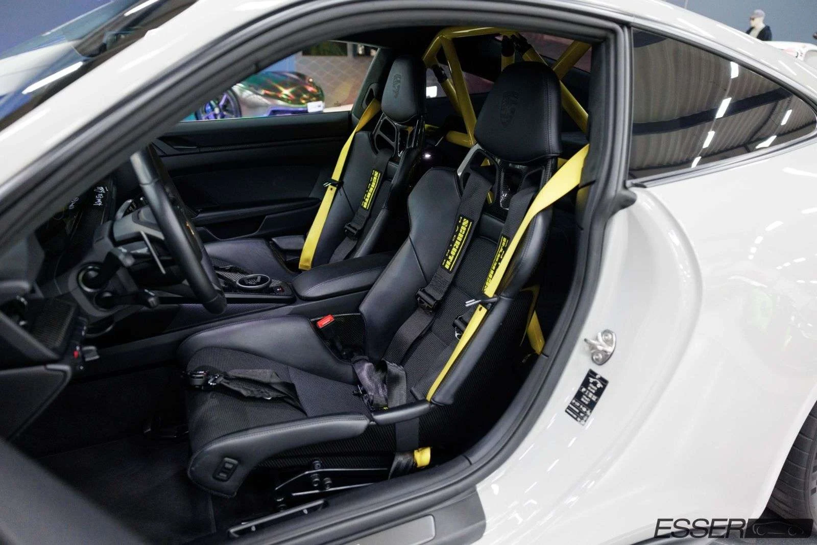 Porsche 911 GT3 Touring Manthey (992), 10/10