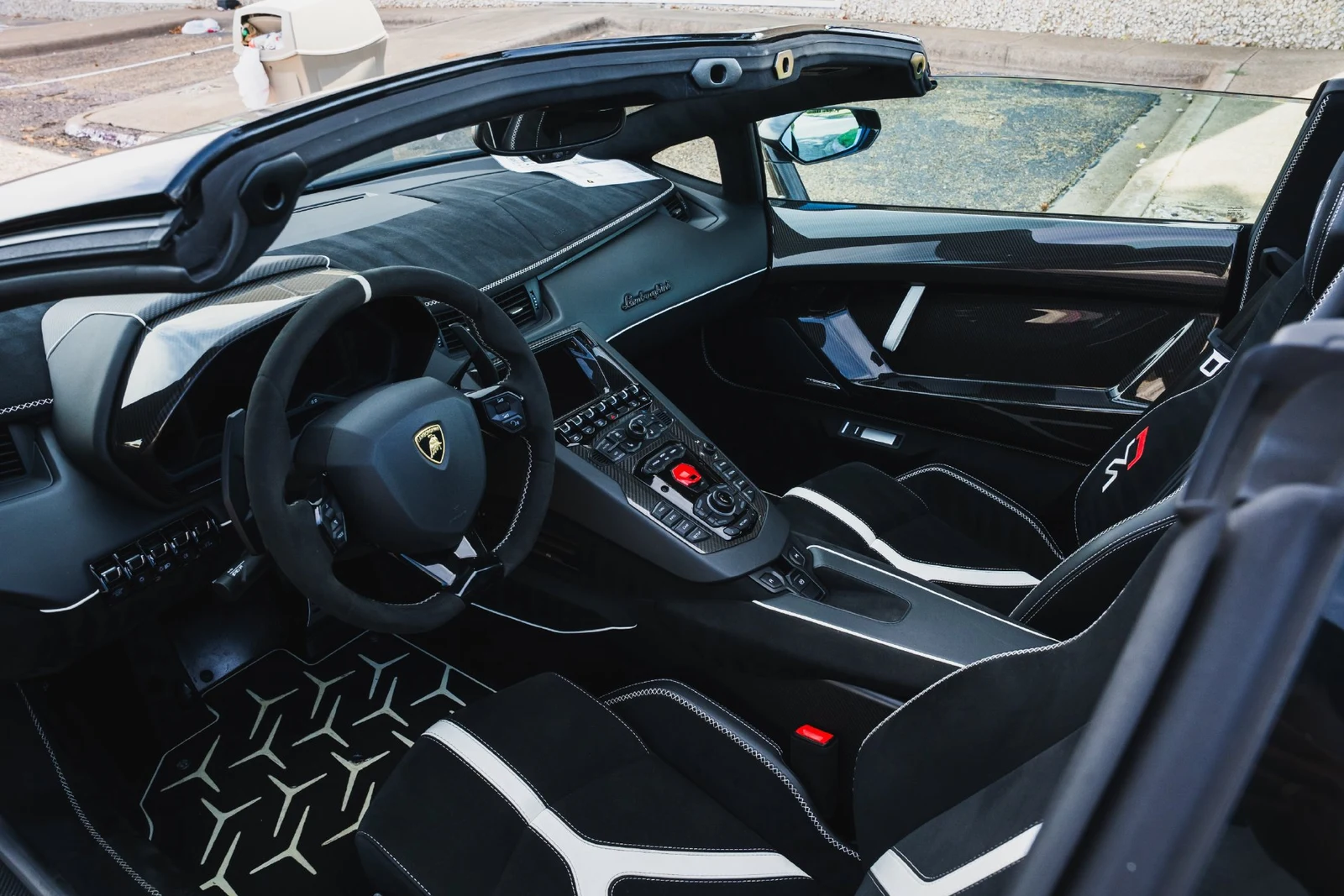 Lamborghini Aventador SVJ Roadster | Earth MotorCars