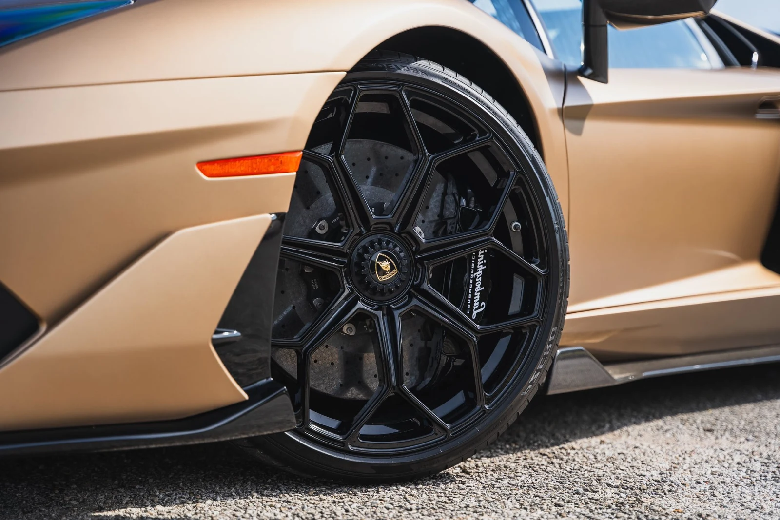 2021 Lamborghini Aventador SVJ Roadster, 8/29