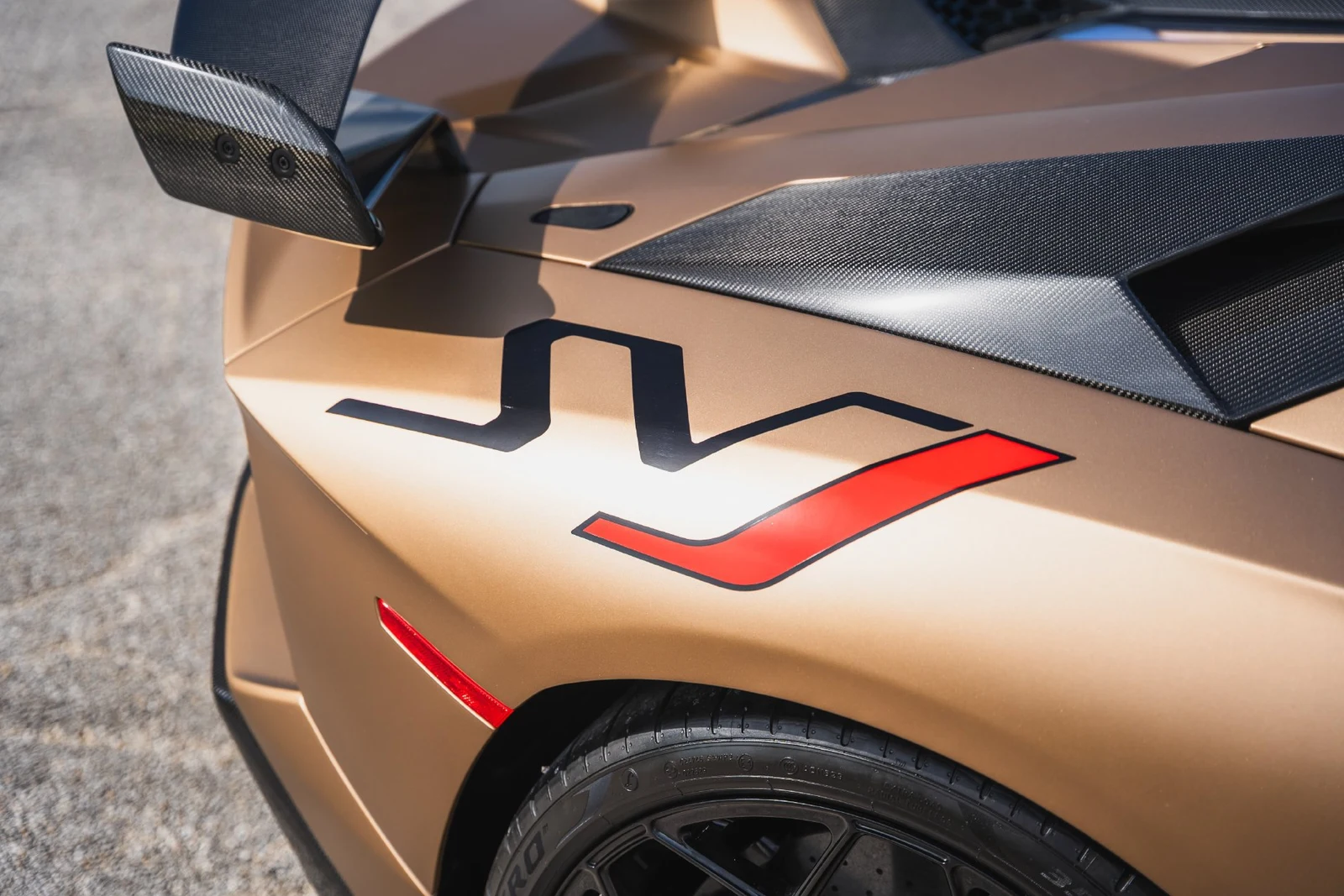 2021 Lamborghini Aventador SVJ Roadster, 15/29