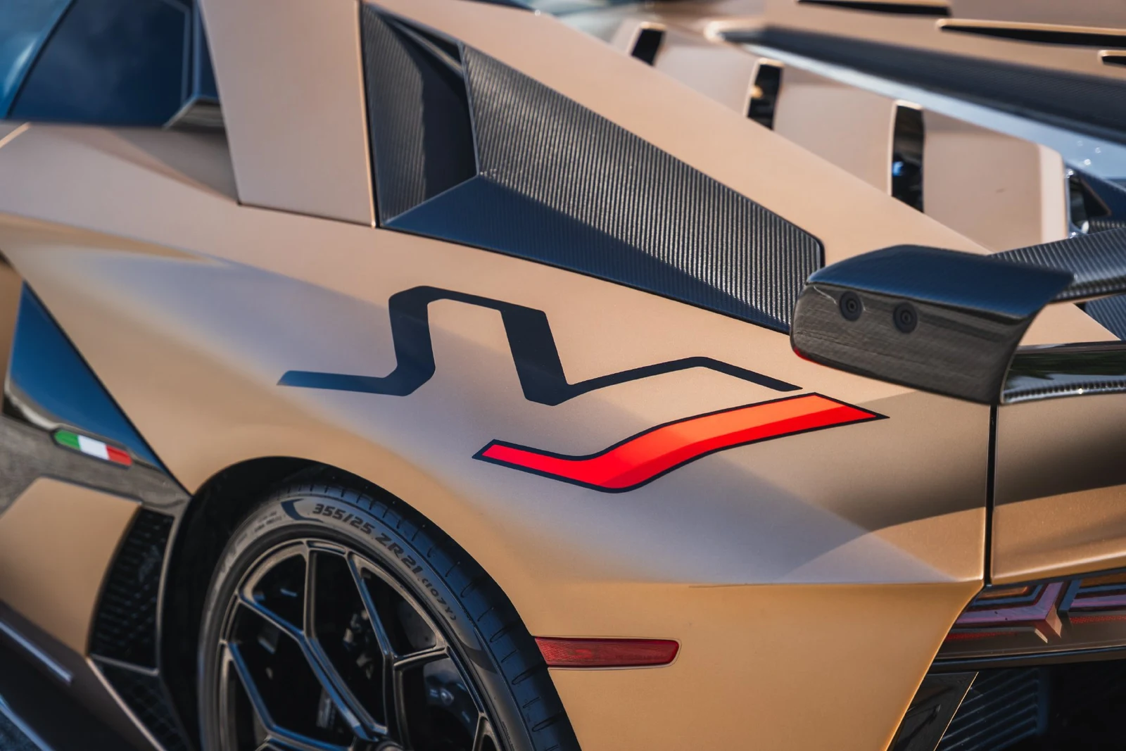 2021 Lamborghini Aventador SVJ Roadster, 23/29