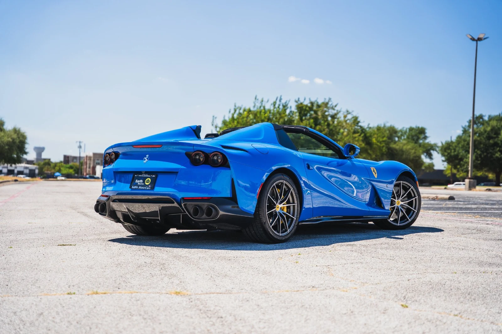 2022 Ferrari 812 GTS, 14/29