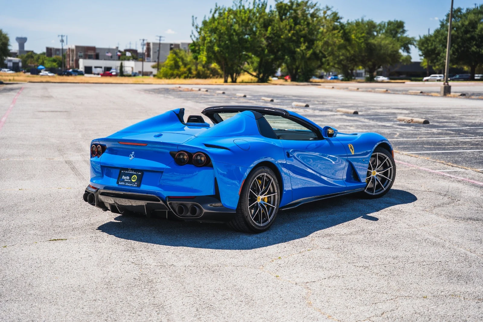 2022 Ferrari 812 GTS, 16/29