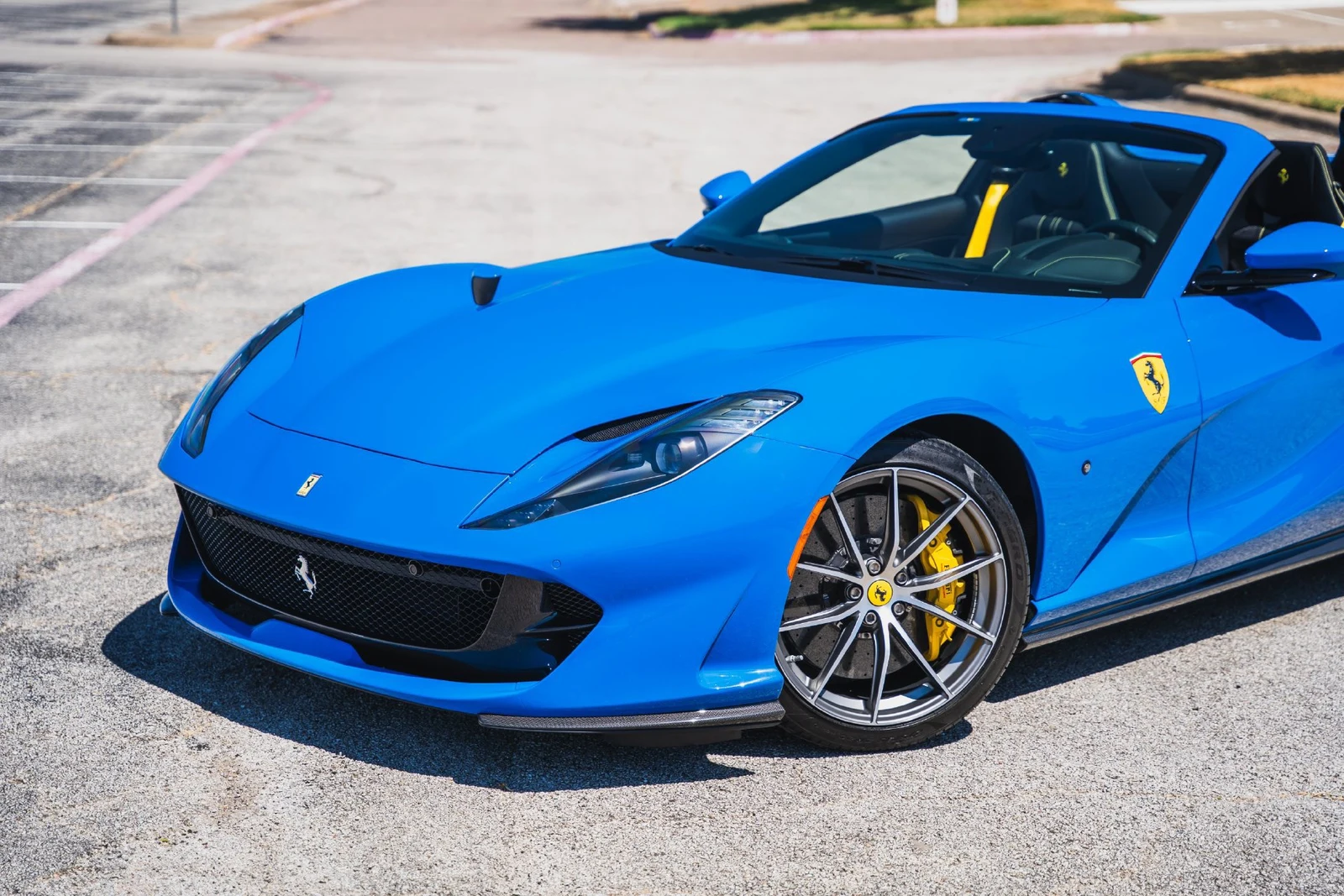 2022 Ferrari 812 GTS, 22/29