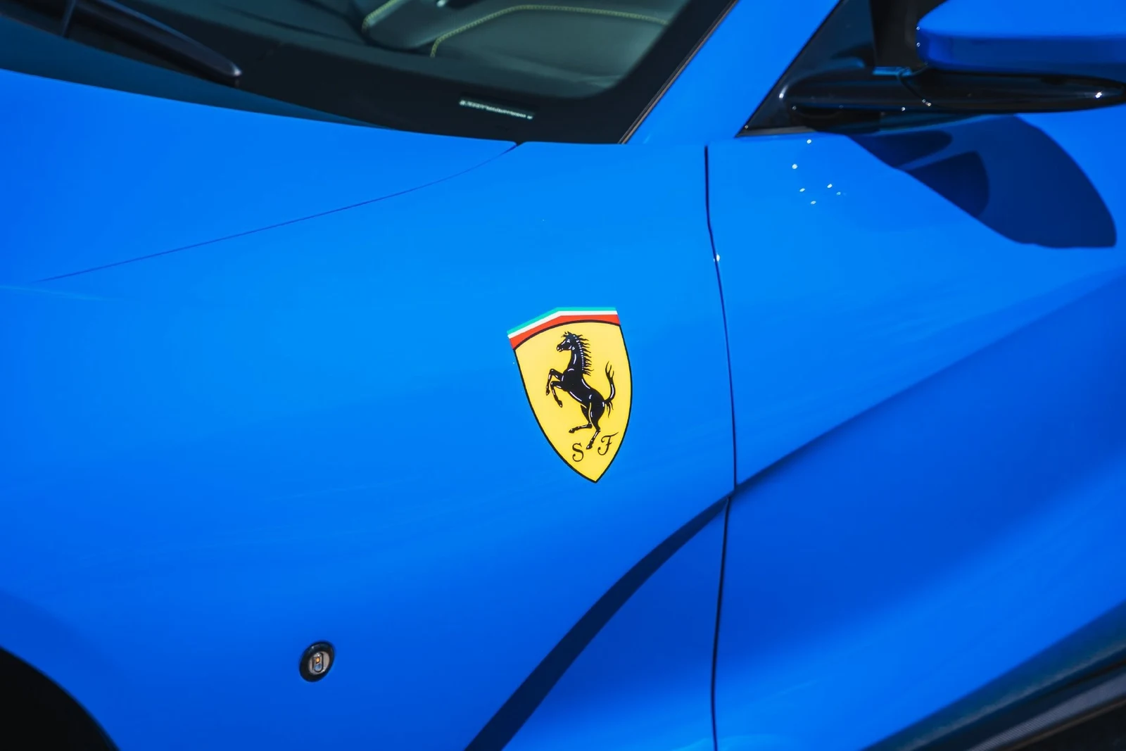 2022 Ferrari 812 GTS, 27/29
