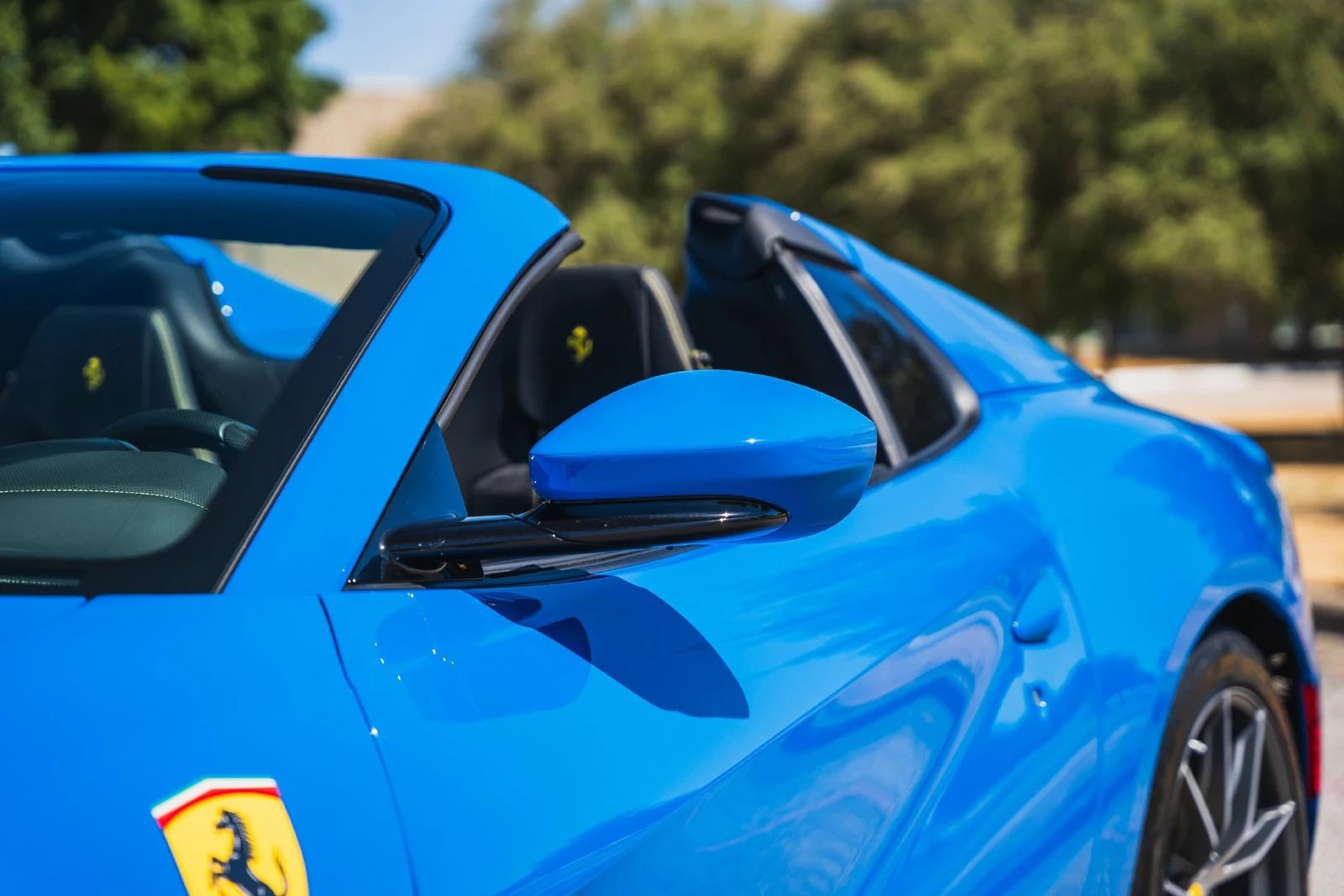 2022 Ferrari 812 GTS, 28/29
