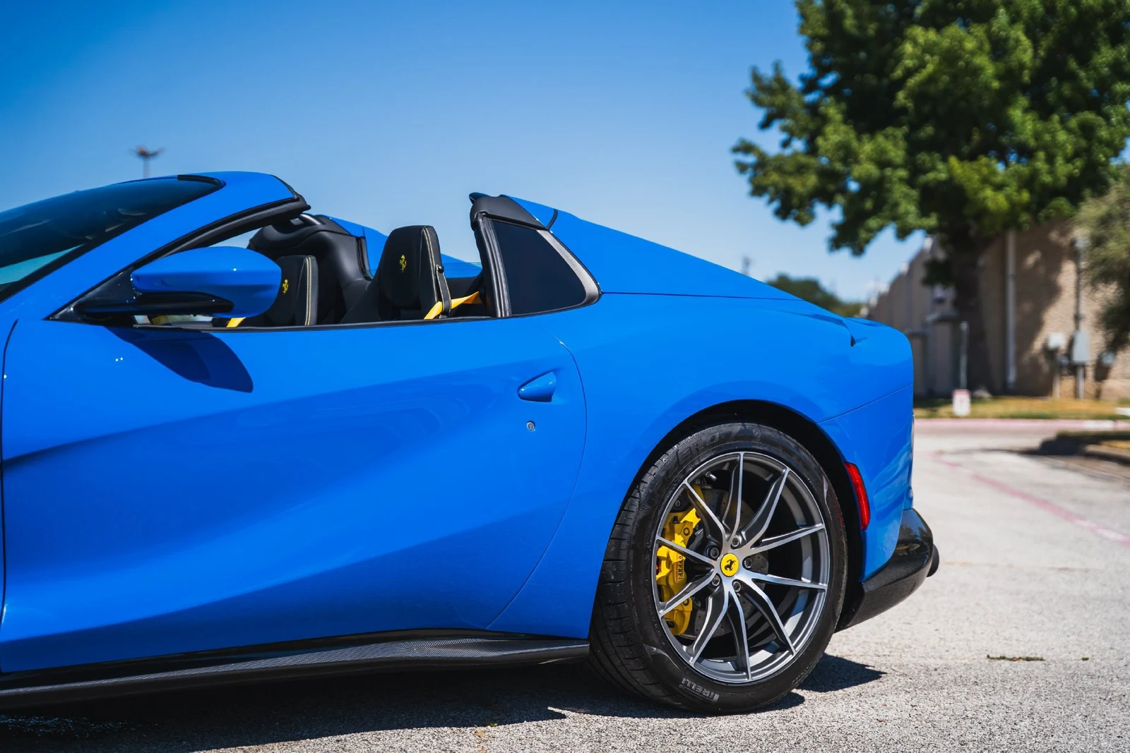 2022 Ferrari 812 GTS, 29/29