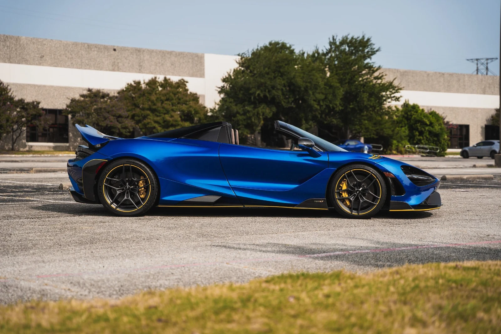 2022 McLaren 765LT Spider, 28/29