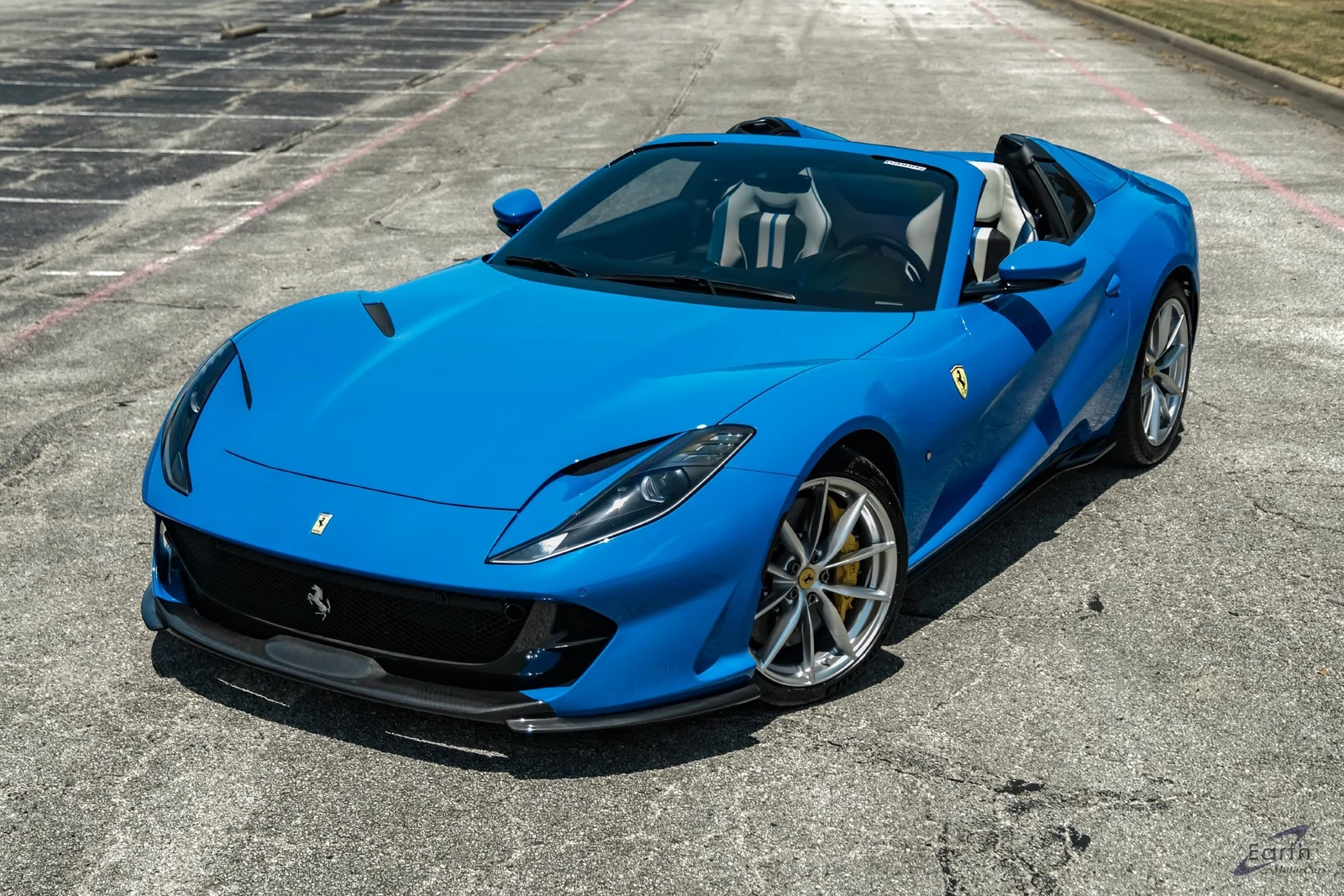 2022 Ferrari 812 GTS, 4/28