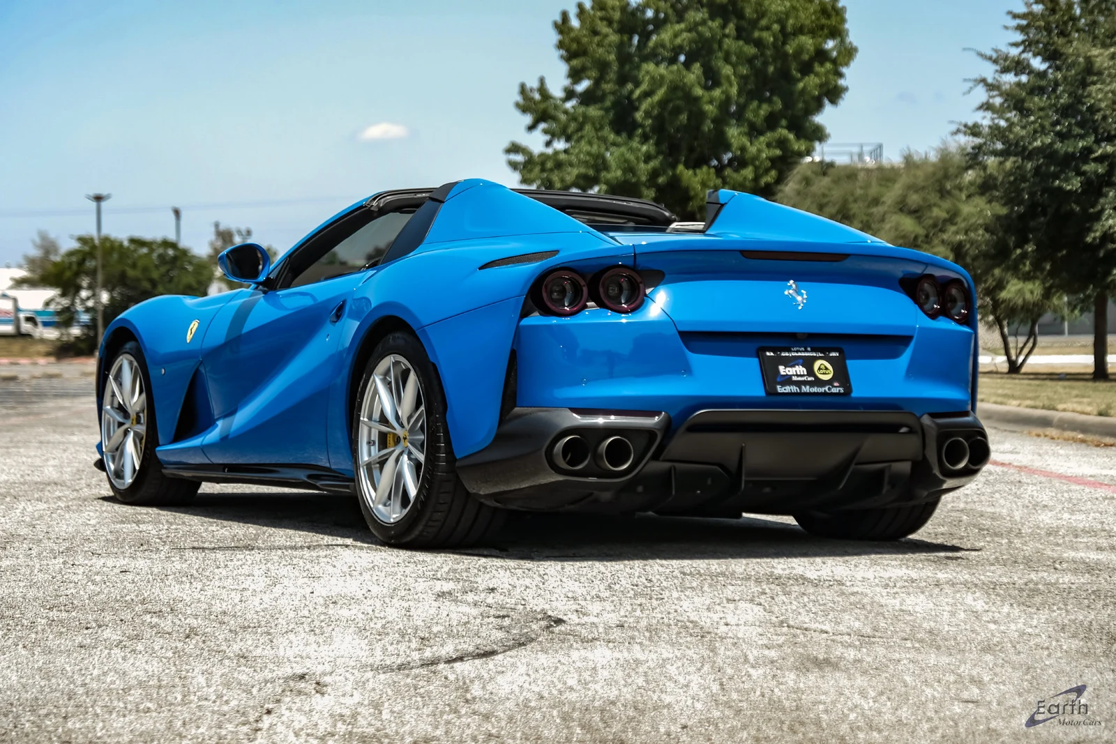 2022 Ferrari 812 GTS, 10/28