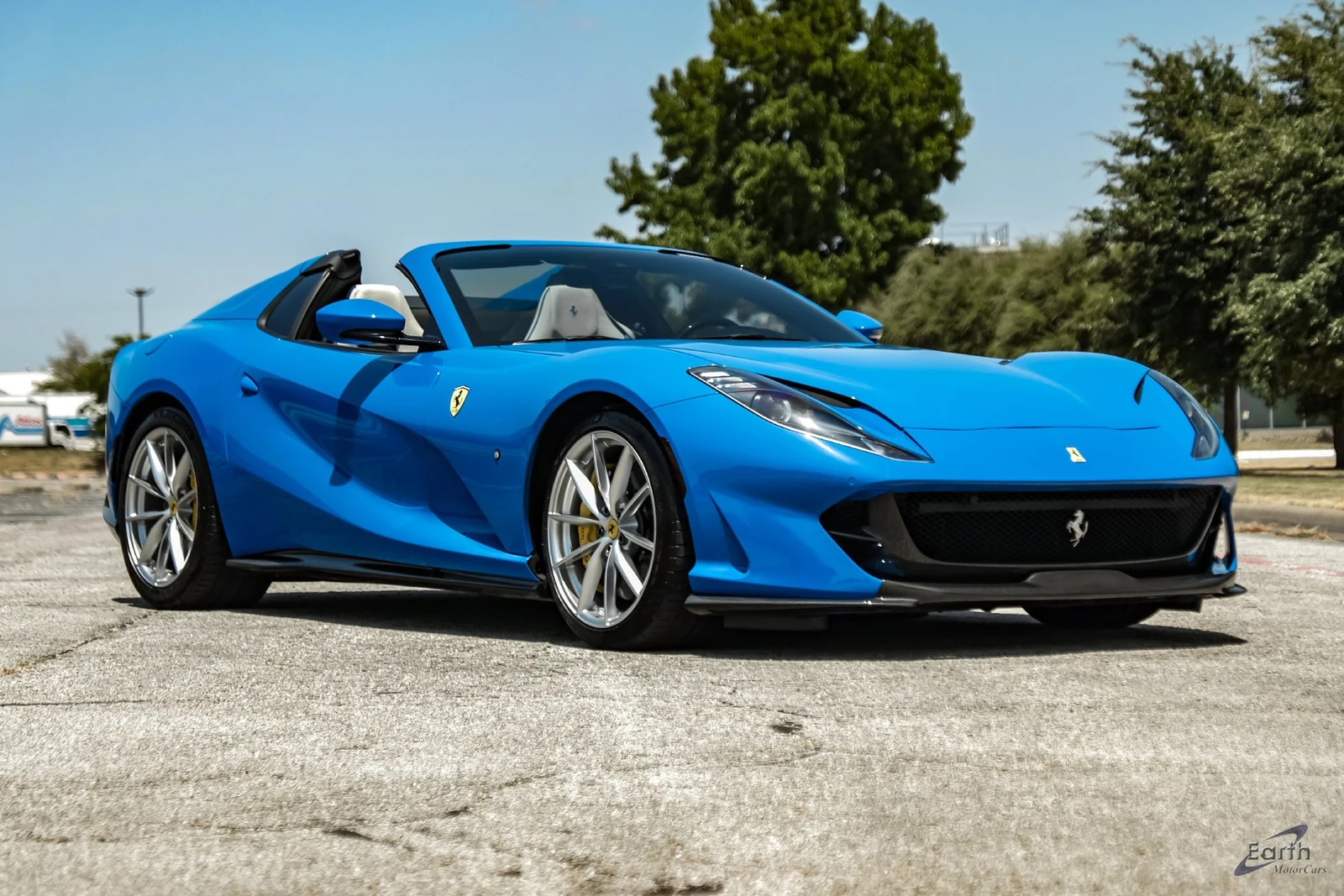 2022 Ferrari 812 GTS, 25/28