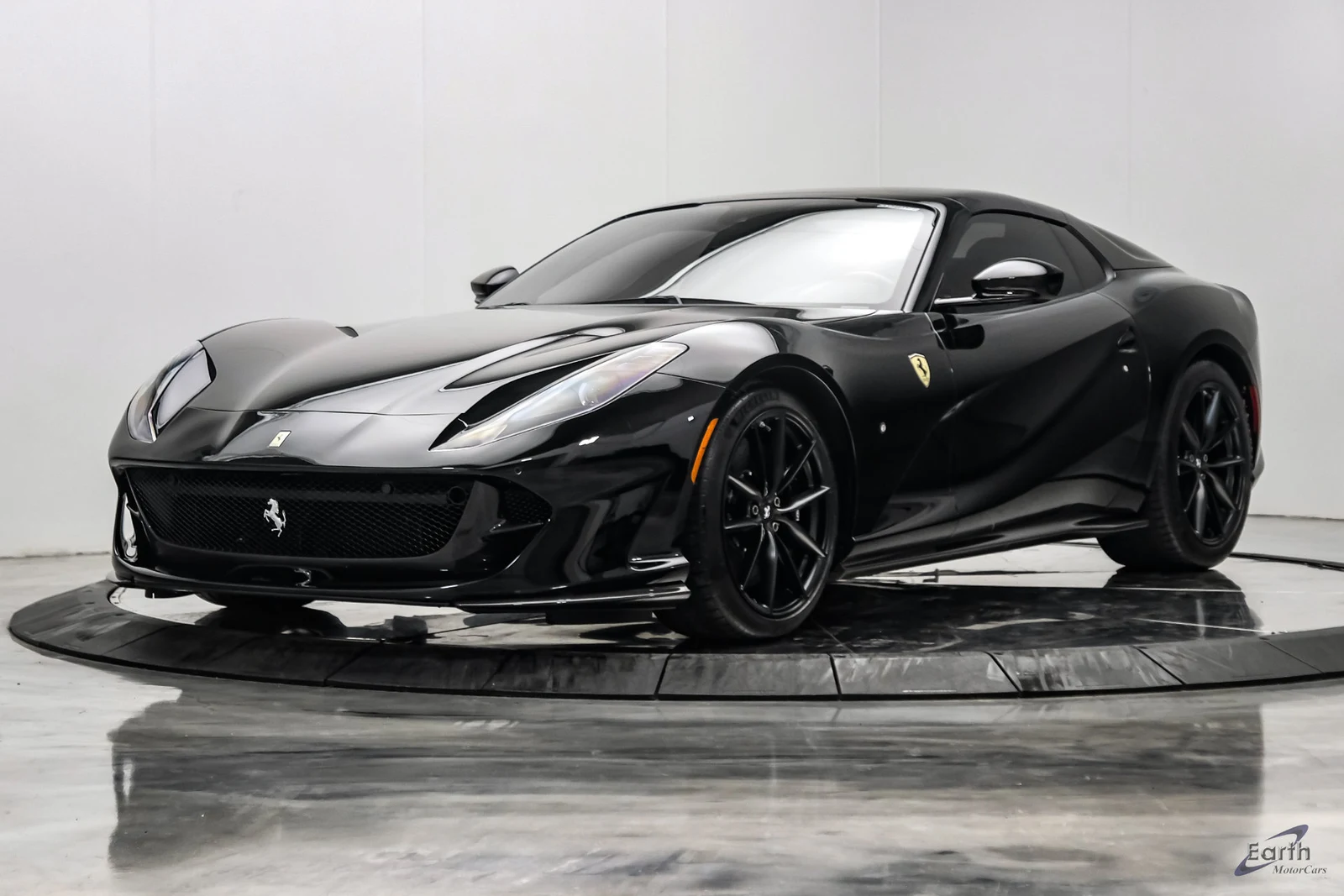 2022 Ferrari 812 GTS, 4/28