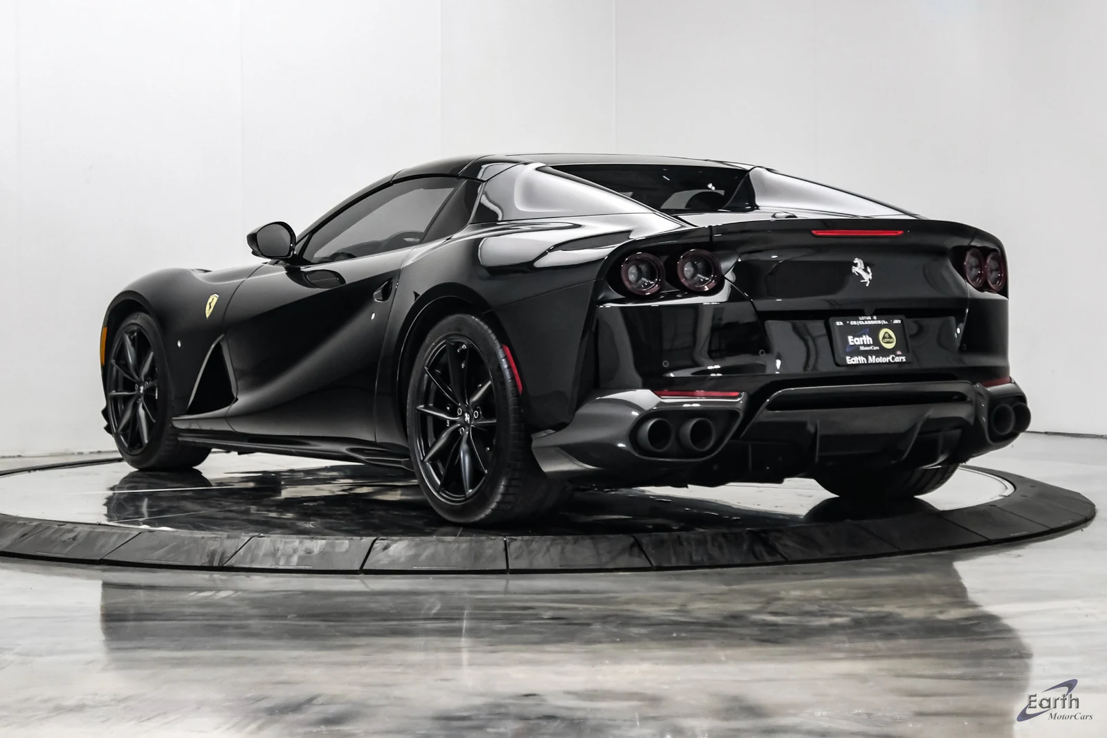 2022 Ferrari 812 GTS, 12/28