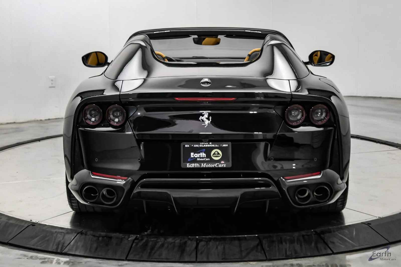 2022 Ferrari 812 GTS, 15/28