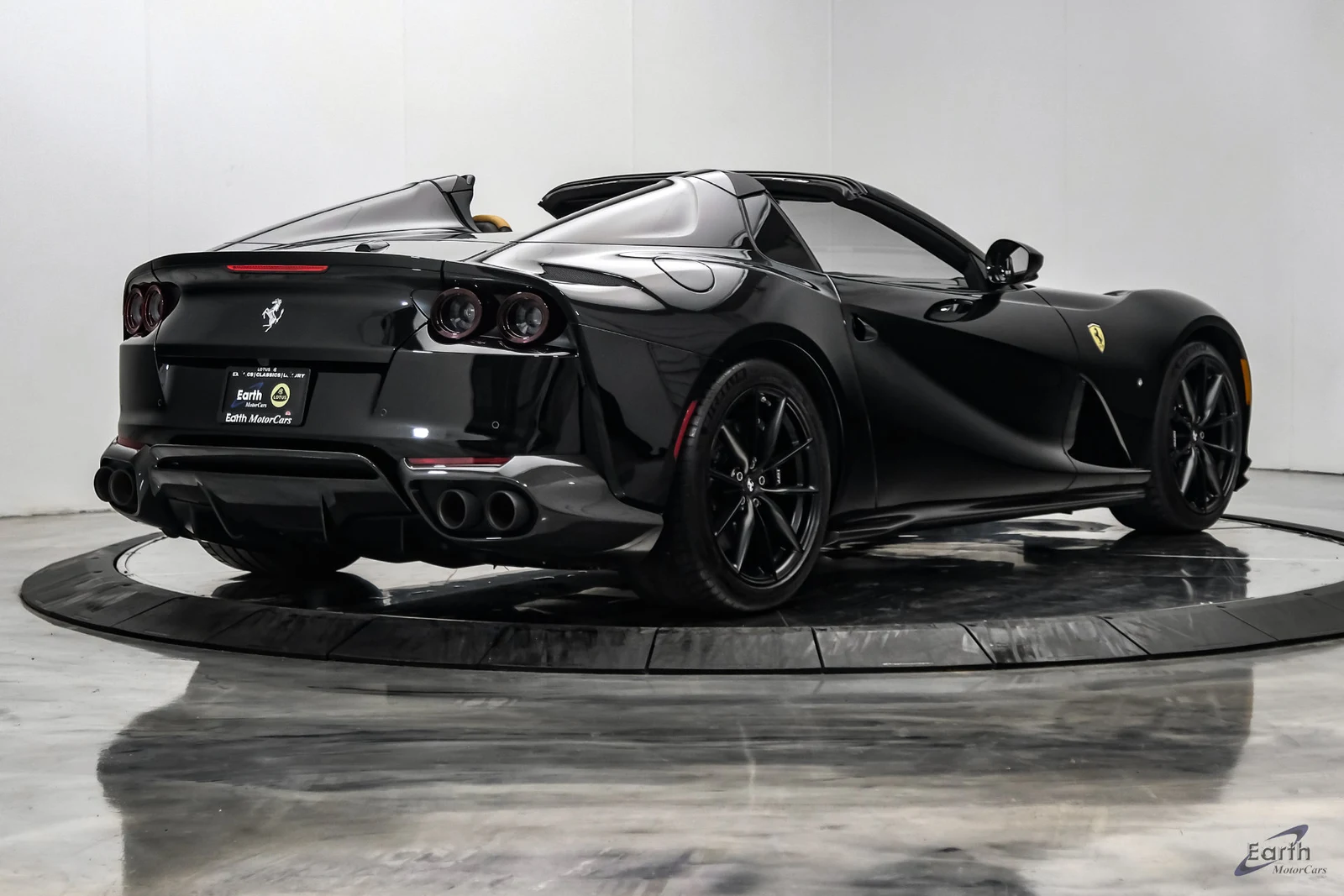 2022 Ferrari 812 GTS, 18/28