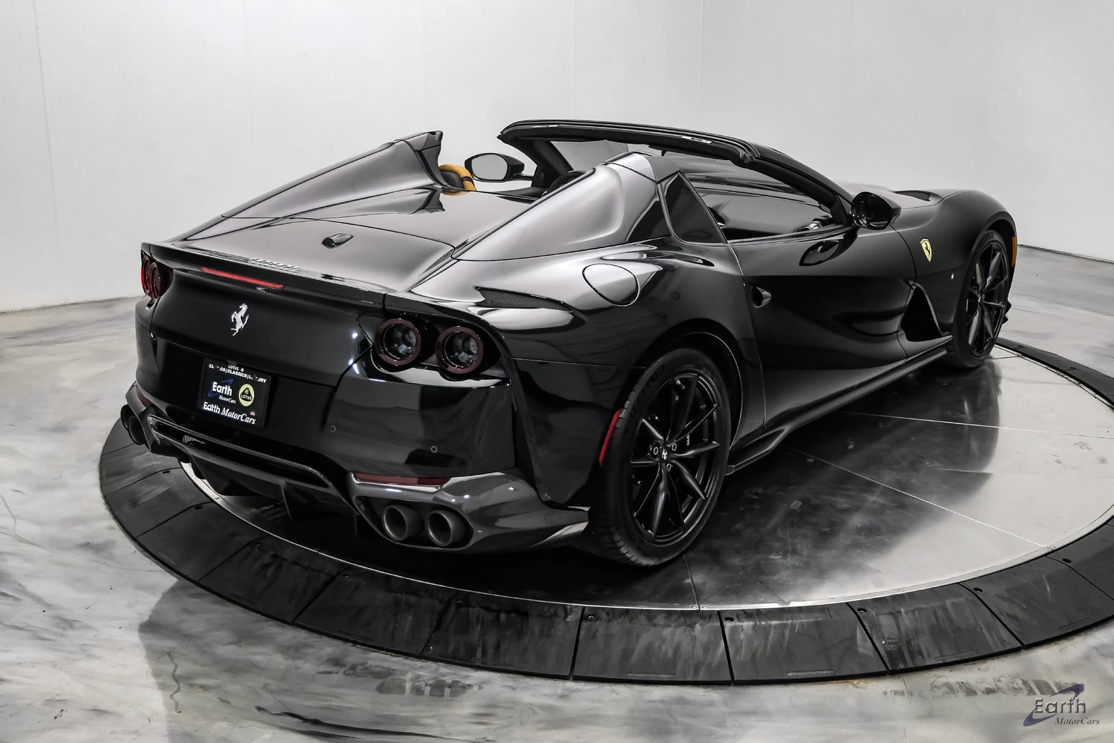 2022 Ferrari 812 GTS, 20/28