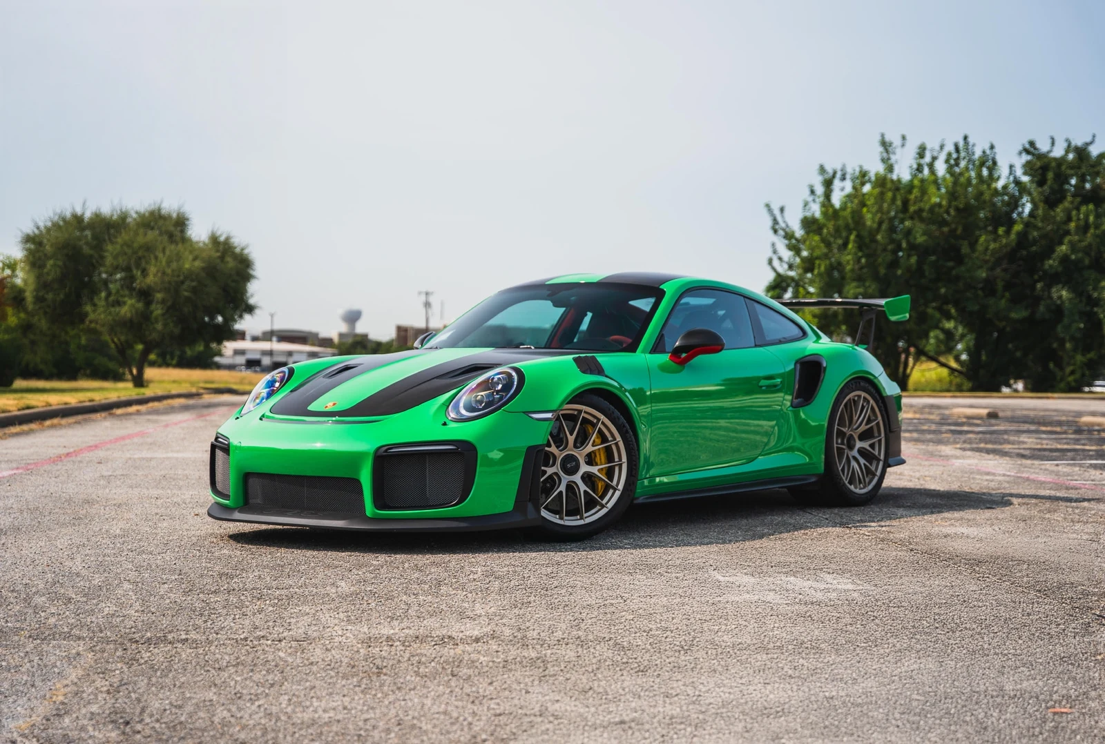 2018 Porsche 911 (991.2) GT2 RS Weissach, 2/29
