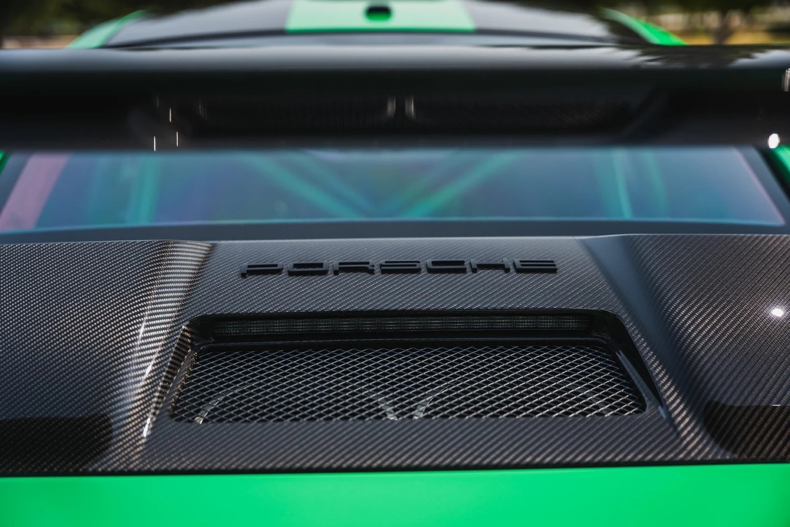 2018 Porsche 911 (991.2) GT2 RS Weissach, 3/29