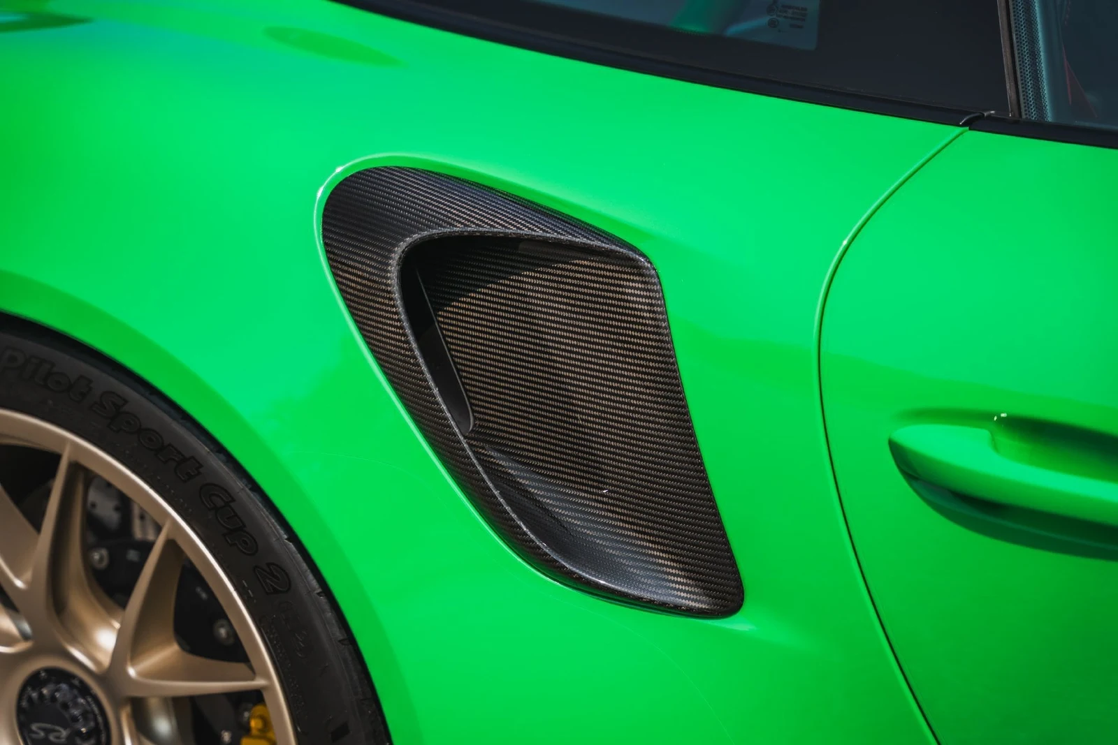 2018 Porsche 911 (991.2) GT2 RS Weissach, 20/29