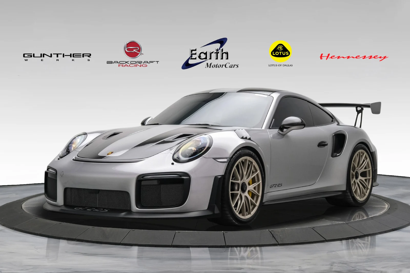 Porsche 911 (991.2) GT2 RS Weissach | Earth MotorCars