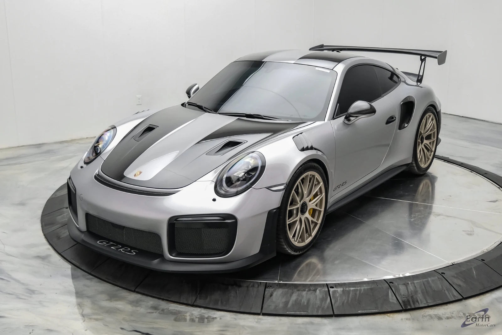2018 Porsche 911 (991.2) GT2 RS Weissach, 5/28