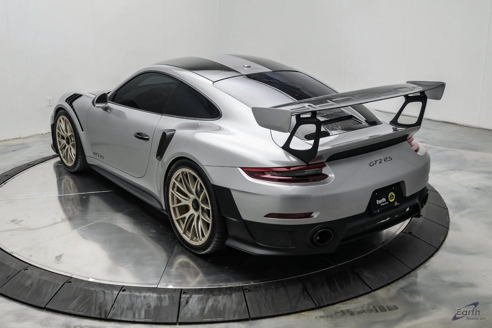 2018 Porsche 911 (991.2) GT2 RS Weissach, 11/28
