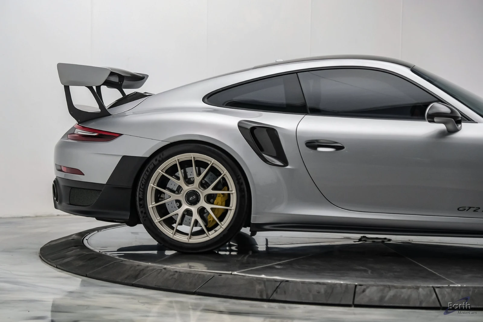 2018 Porsche 911 (991.2) GT2 RS Weissach, 25/28