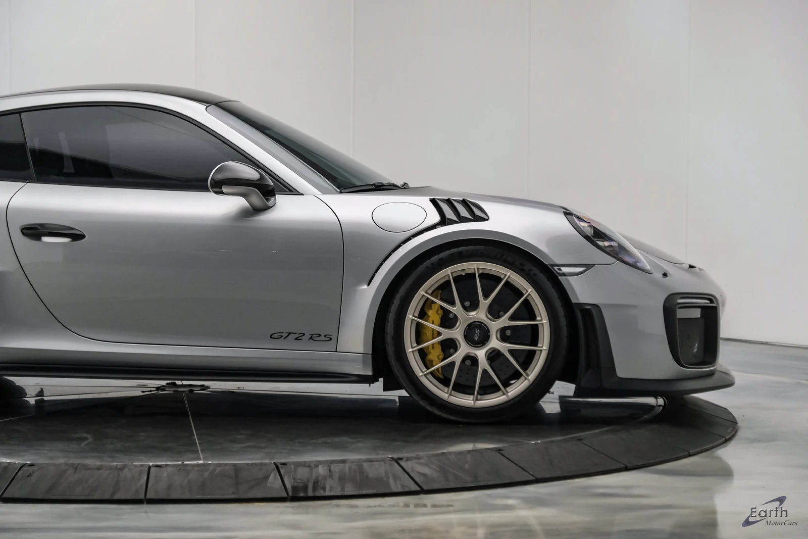 2018 Porsche 911 (991.2) GT2 RS Weissach, 26/28