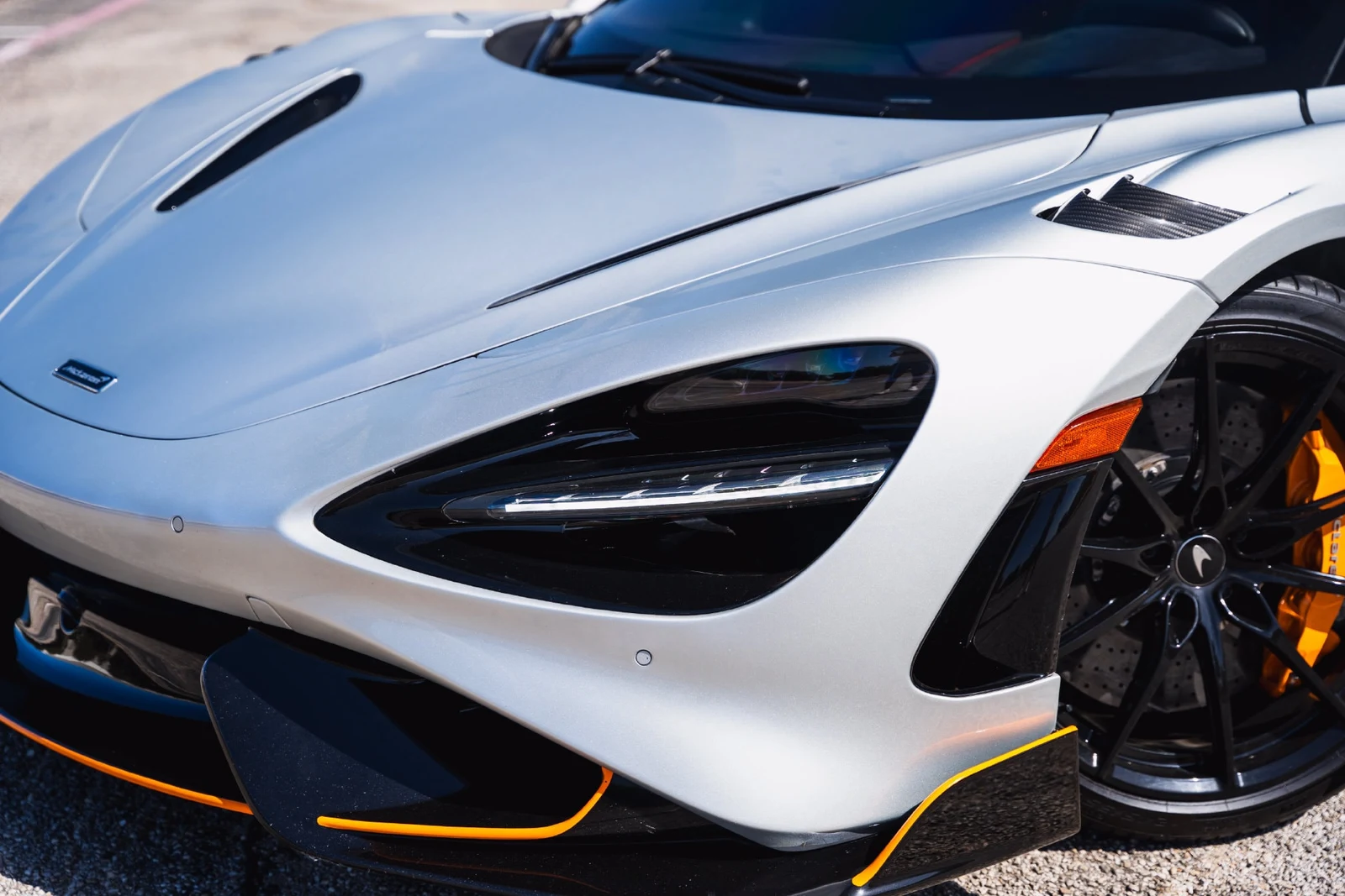 2021 McLaren 765LT, 9/29