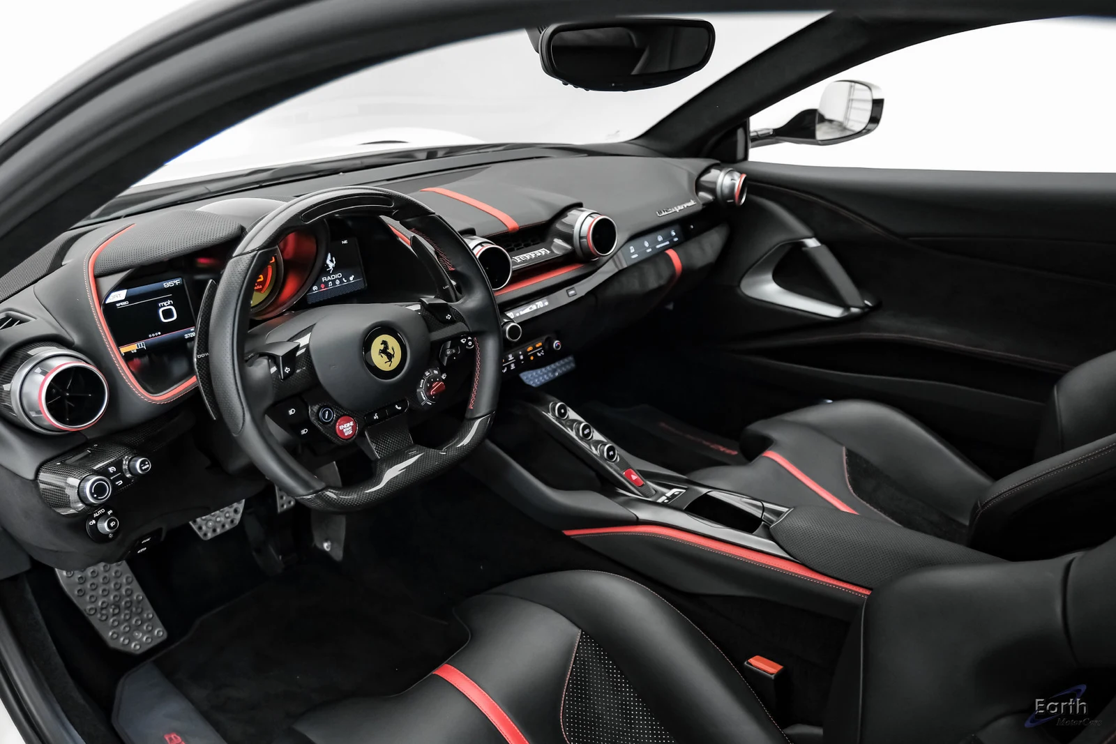 2019 Ferrari 812 Superfast, 2/28