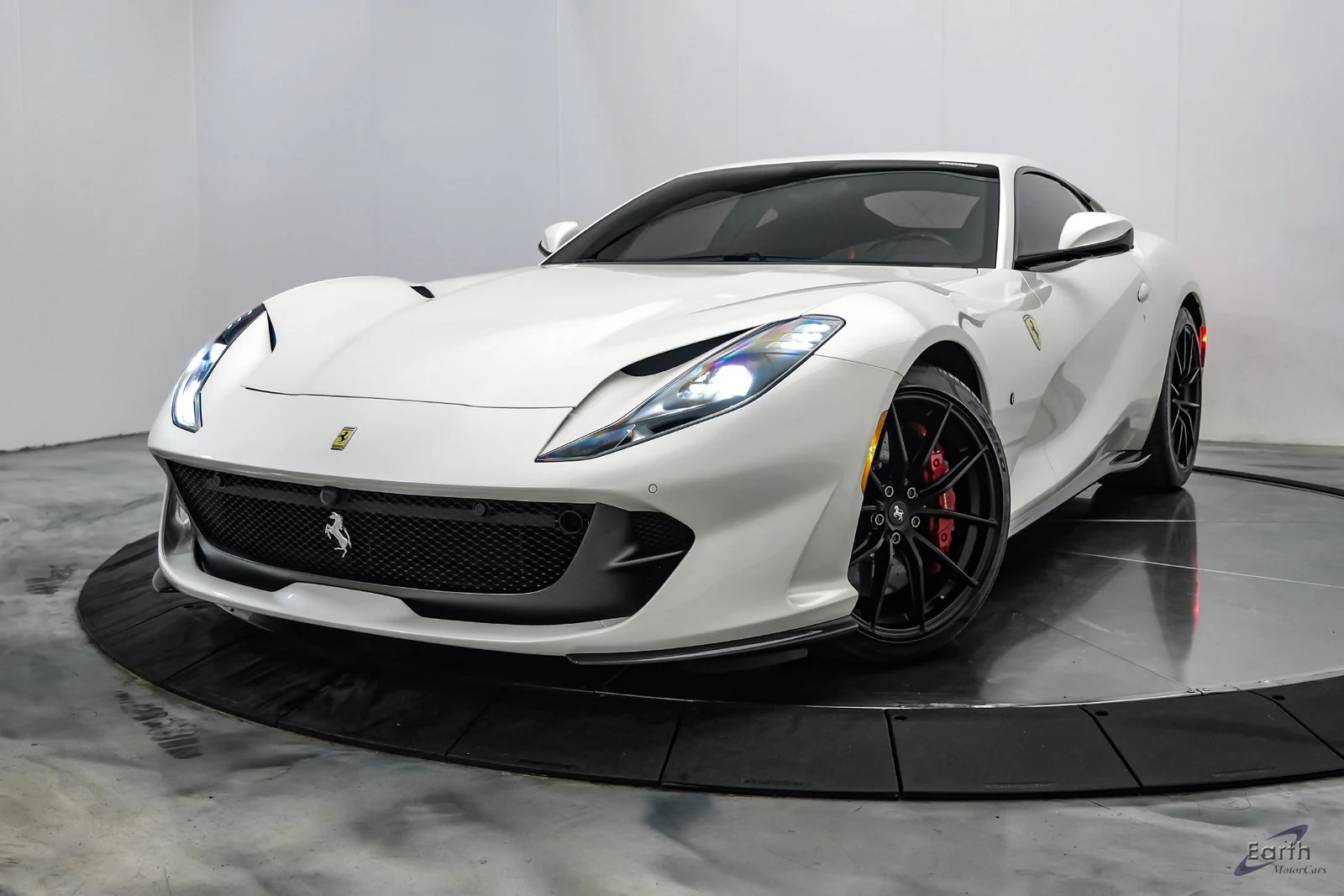 2019 Ferrari 812 Superfast, 4/28