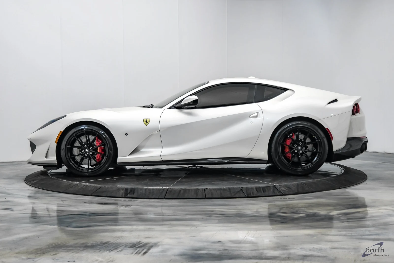 2019 Ferrari 812 Superfast, 6/28
