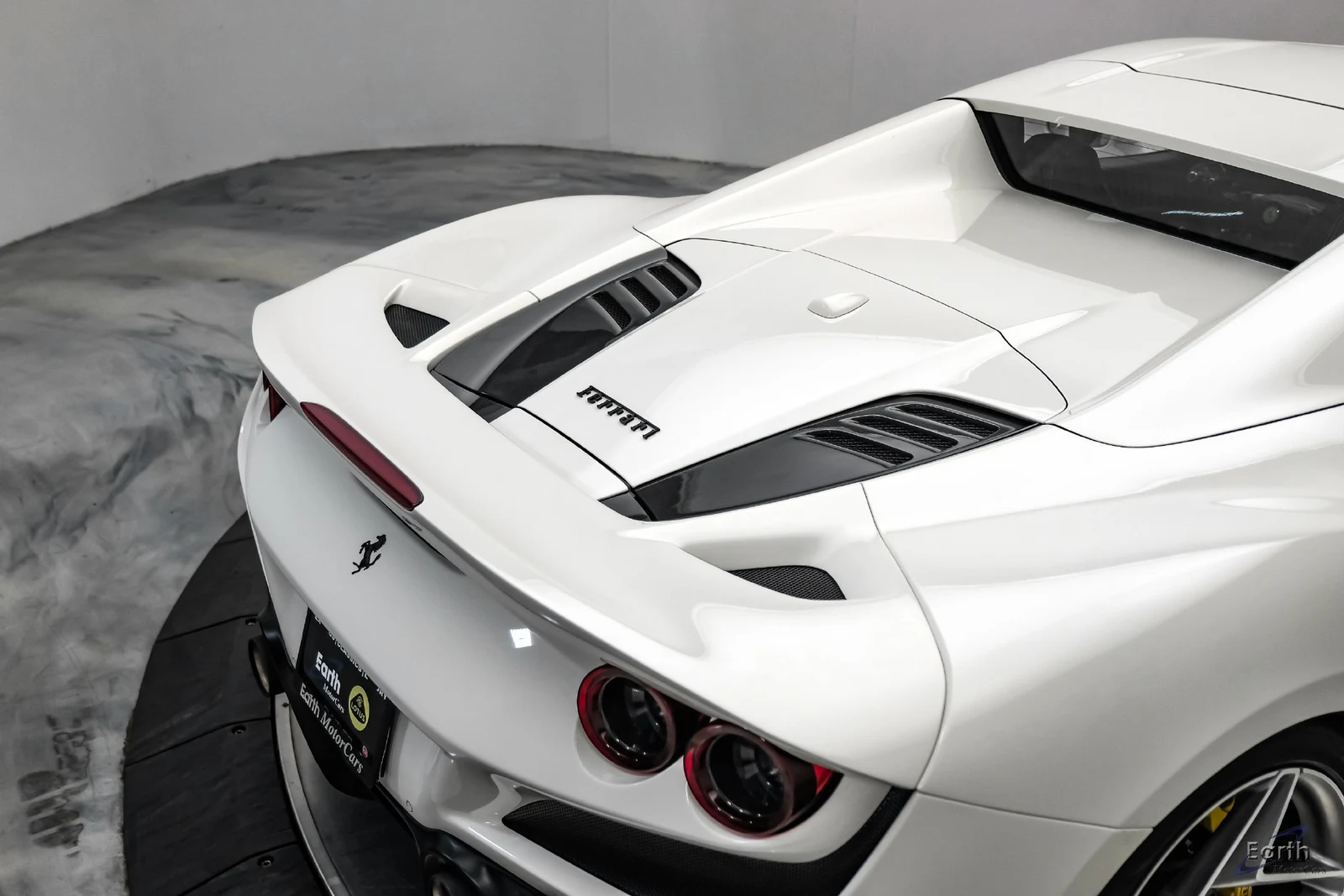 2022 Ferrari F8 Spider, 17/28