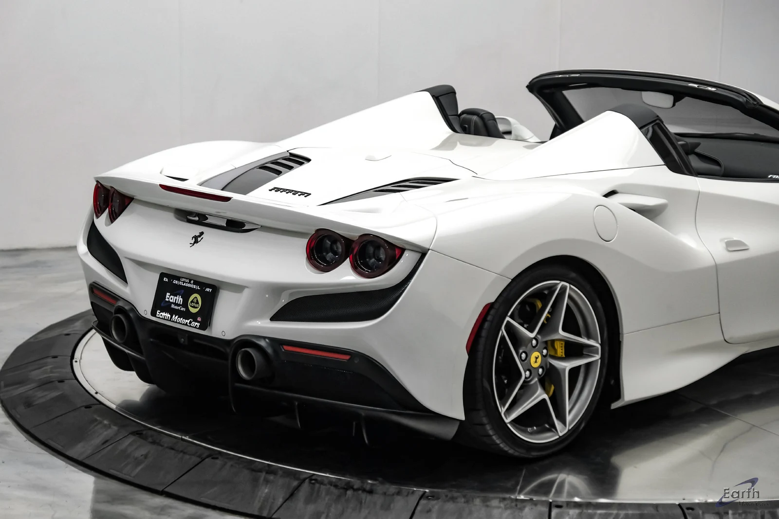 2022 Ferrari F8 Spider, 23/28