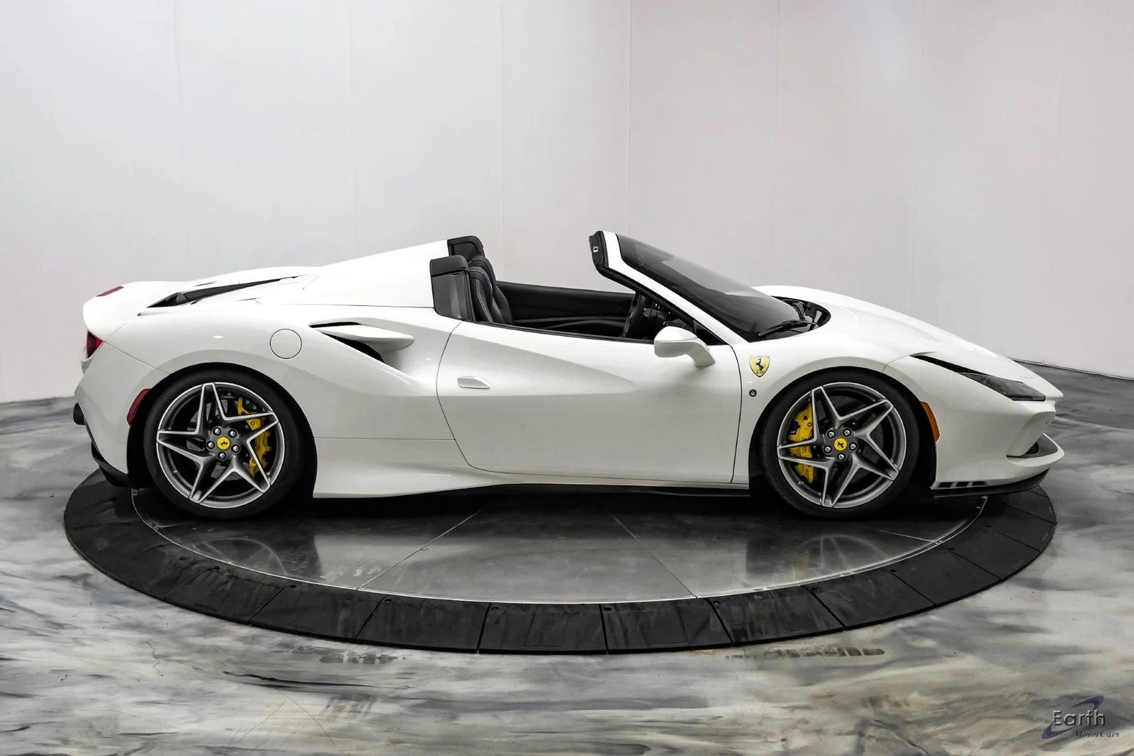 2022 Ferrari F8 Spider, 25/28