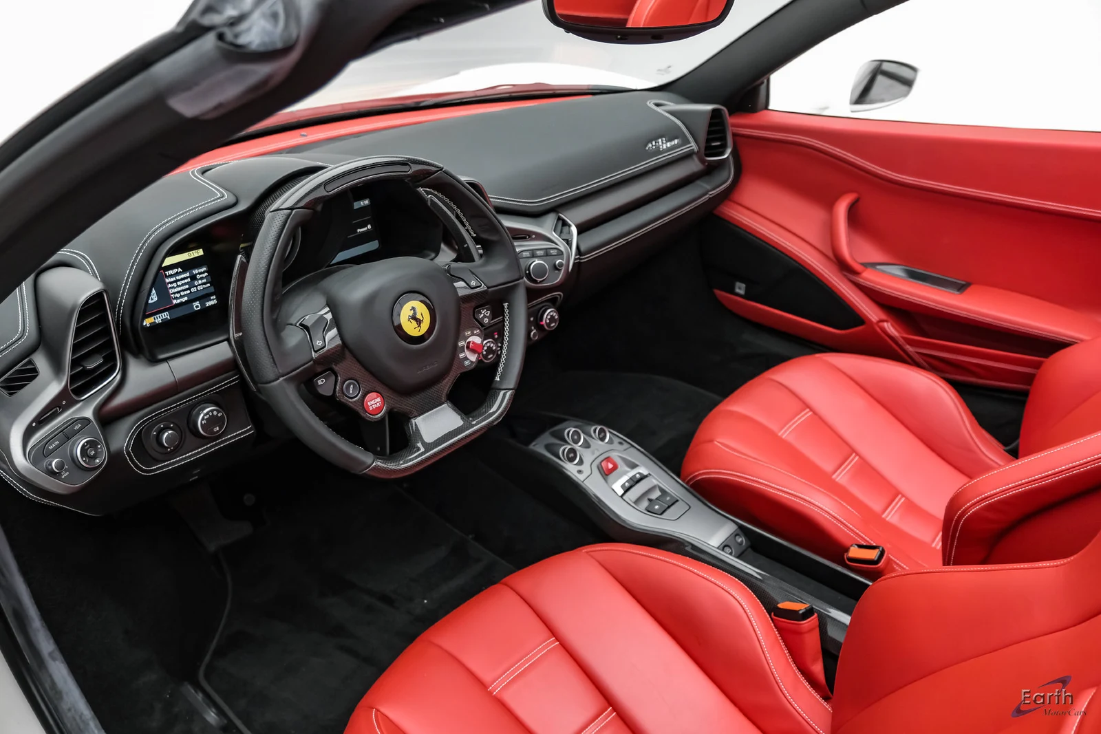 2015 Ferrari 458 Spider, 2/28