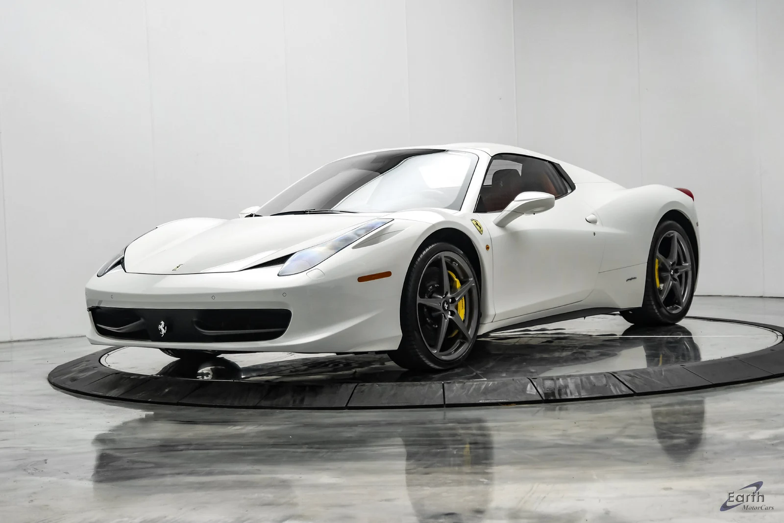 2015 Ferrari 458 Spider, 4/28