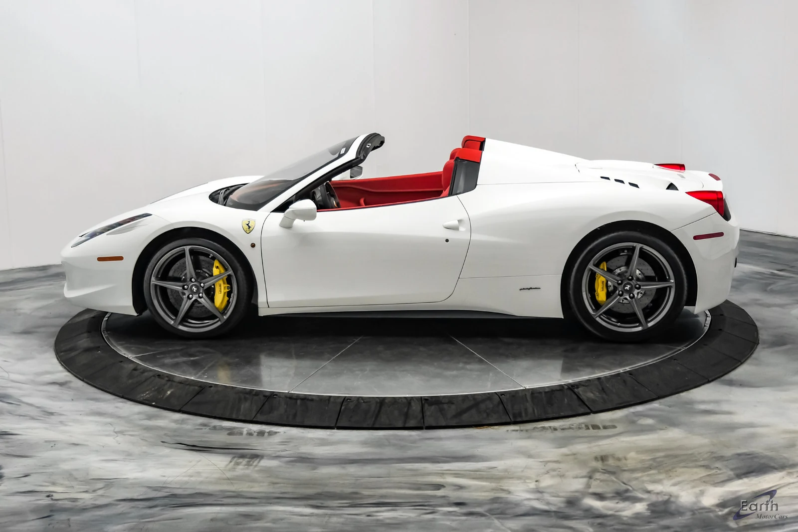 2015 Ferrari 458 Spider, 7/28
