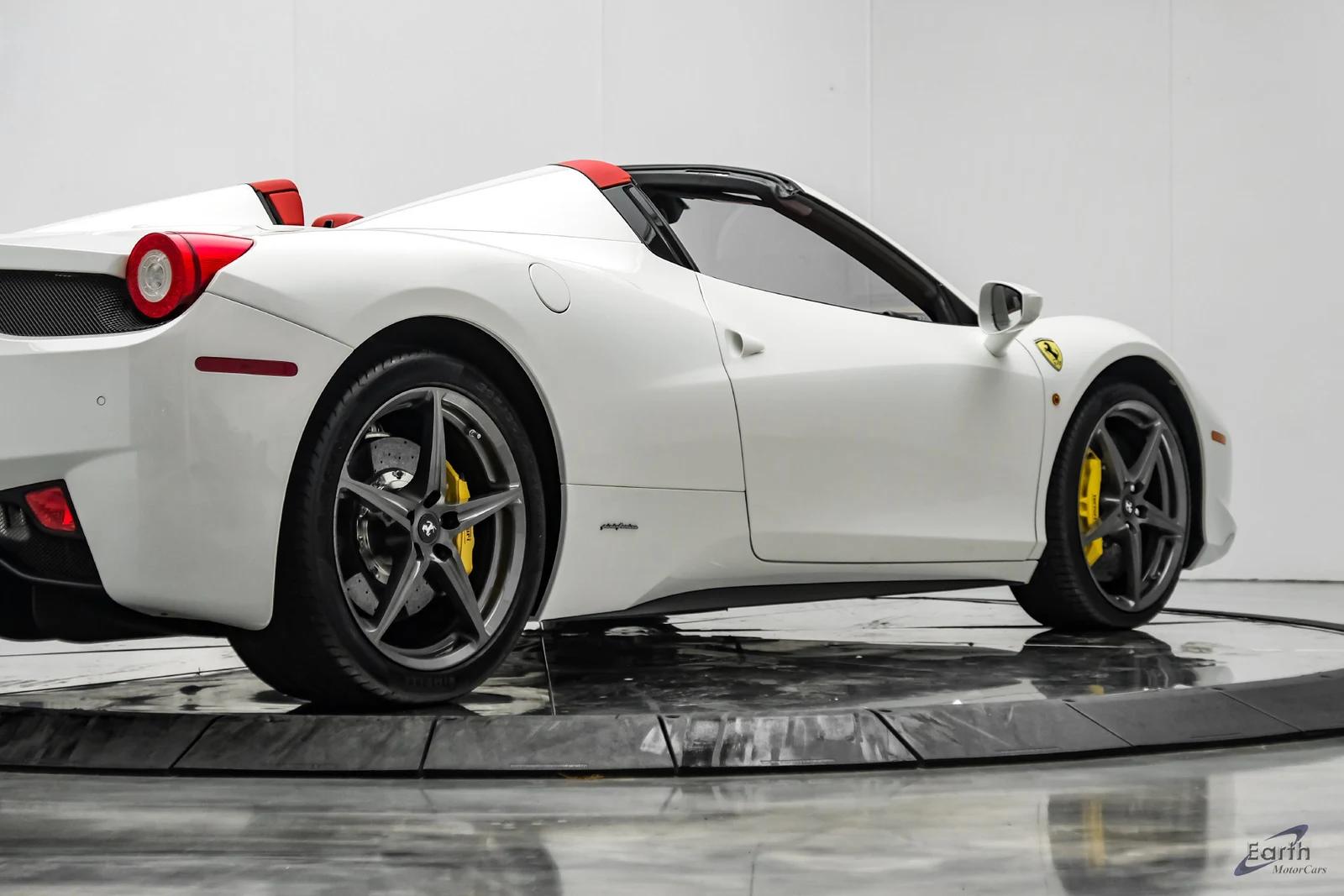 2015 Ferrari 458 Spider, 24/28